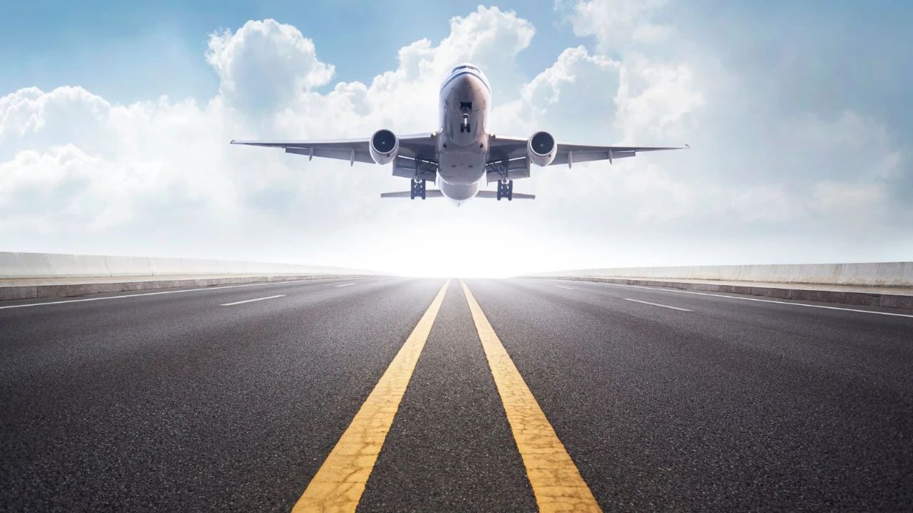 2023年Q1全球计划运力预计达12亿，法国境内短途航班取消将为对手创造机会